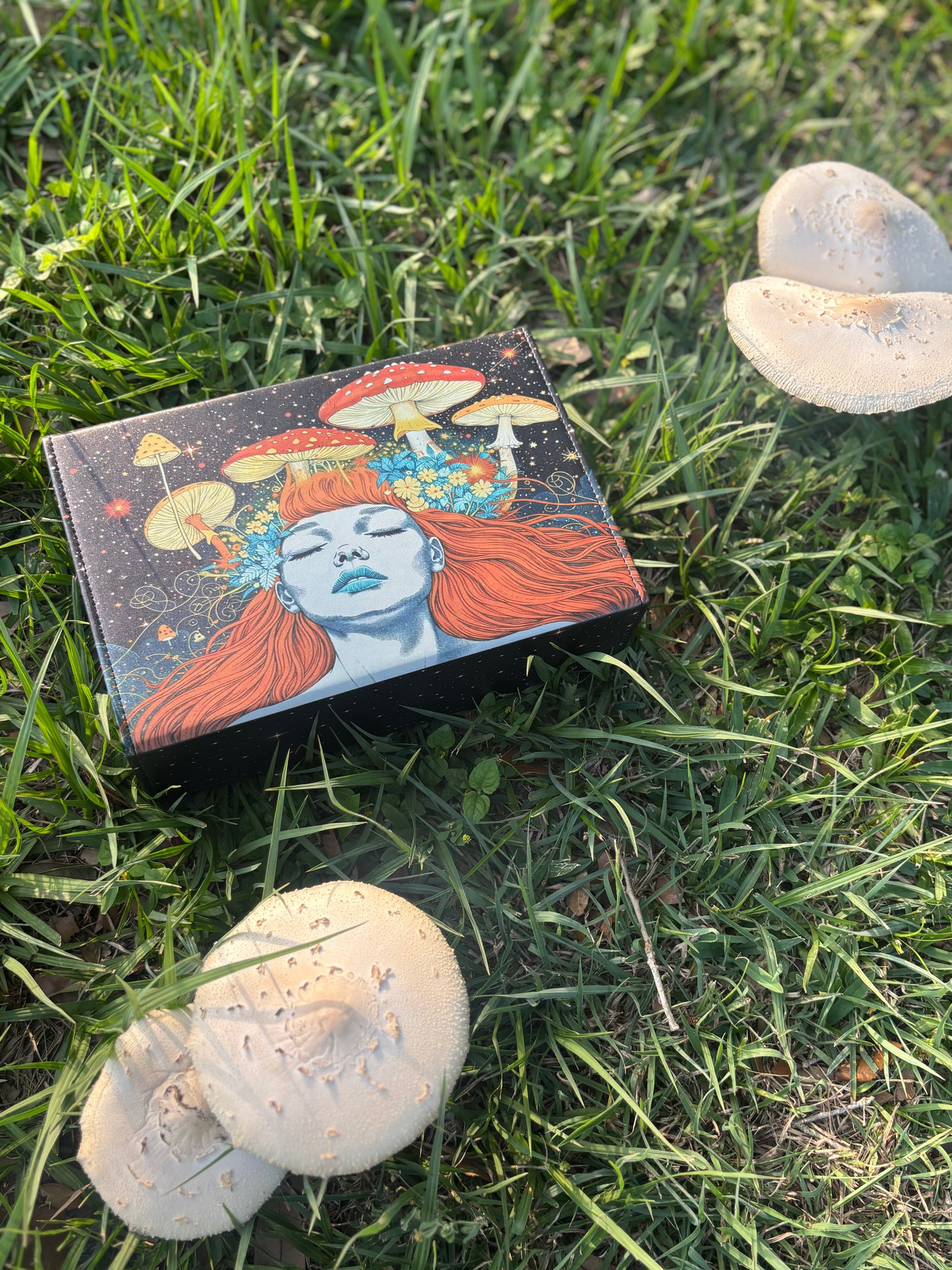 Buddii Box with Space Girl Design